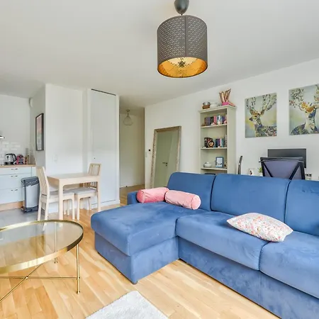 1br Flat With Lovely Terrace And Parking Appartamento